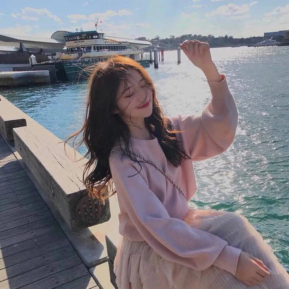 播音台的姊妹花